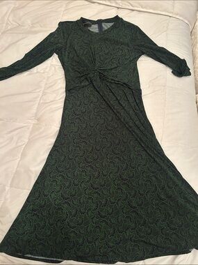 Donna Morgan Dark Green Floral Twist-Front 3/4 Sleeve Dress